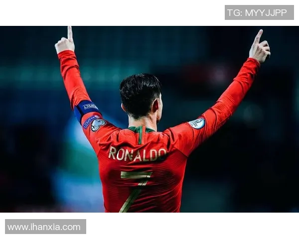 足球9号传奇球星回顾 盘点历史上最具影响力的9号球员